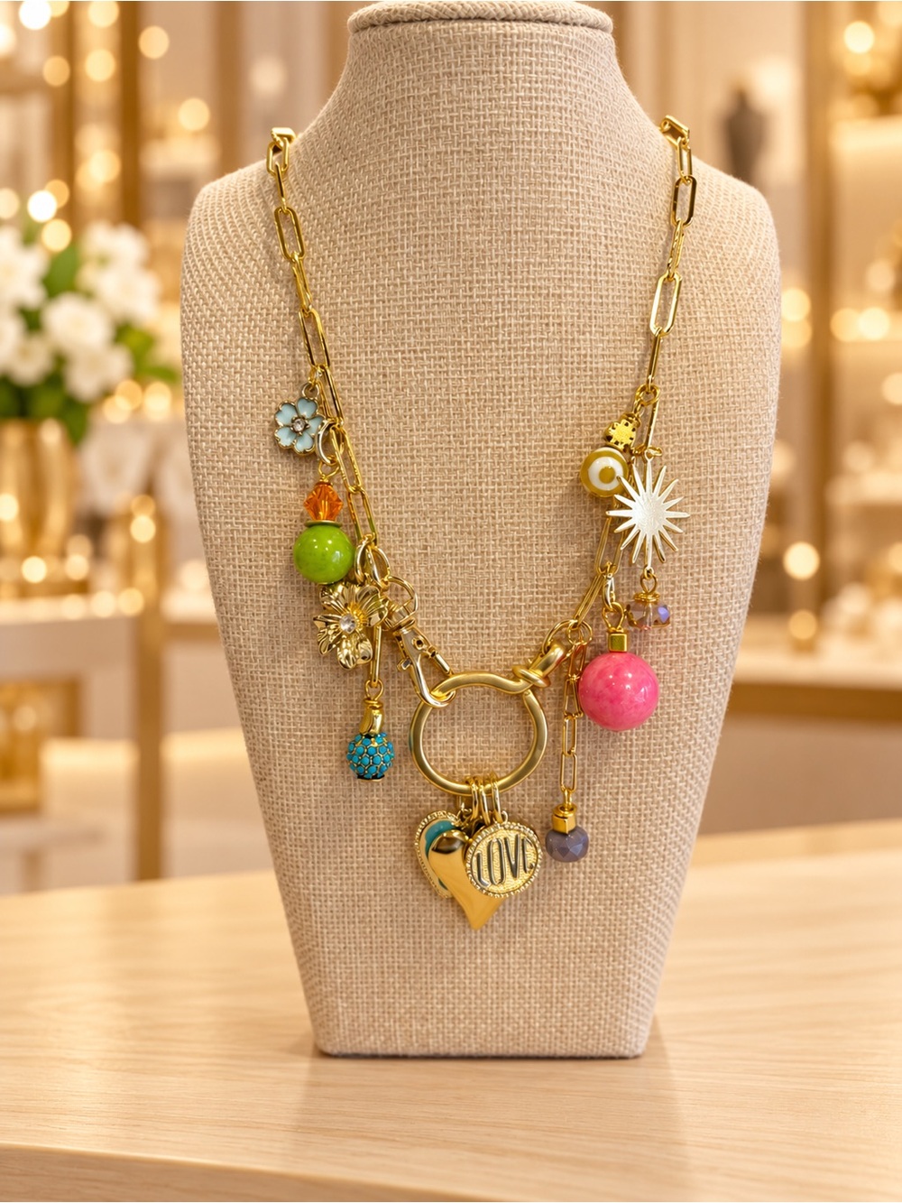 Colorful roulette charm necklace - Picture 1 of 1